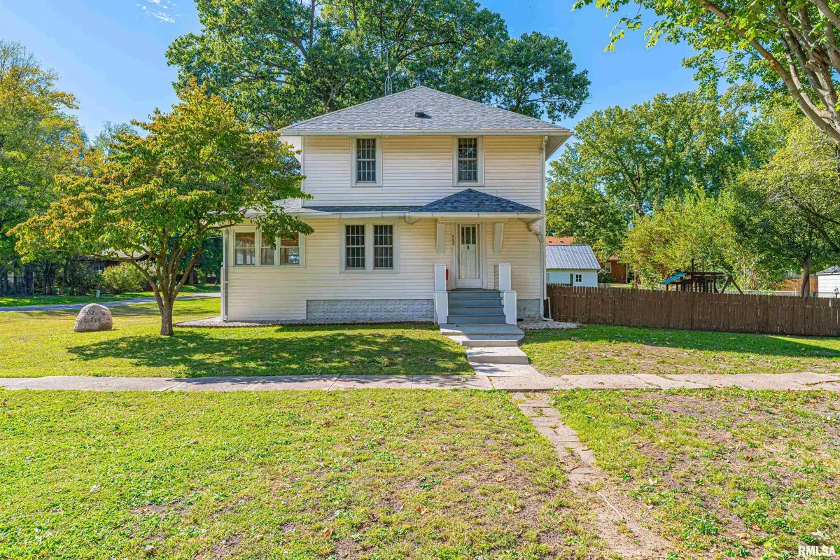 502 N GARDEN ST, Mt Pulaski, IL 62548