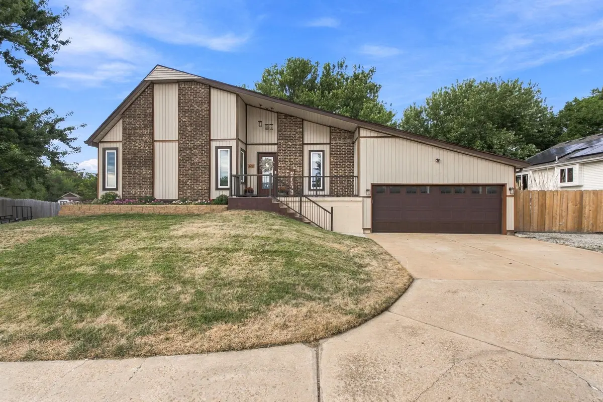 329 N Lioba Dr., Andover, KS 67002