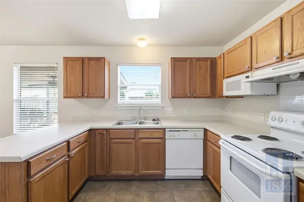 226 Wegstrom ST, Hutto, TX 78634