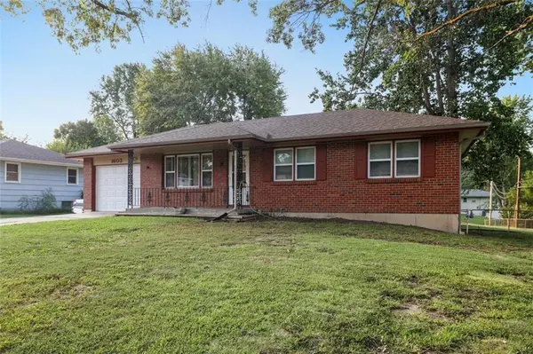 1603 NE 75th ST, Gladstone, MO 64118