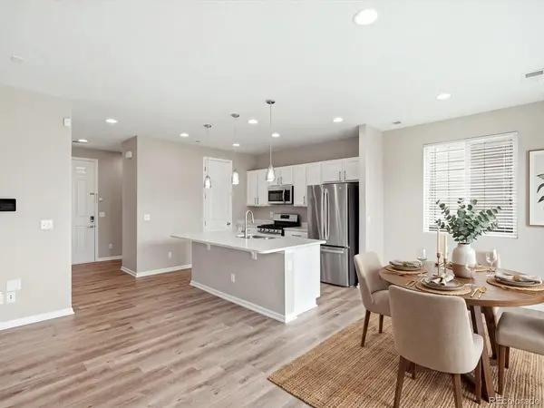 206 S Kewaunee, Aurora, CO 80018