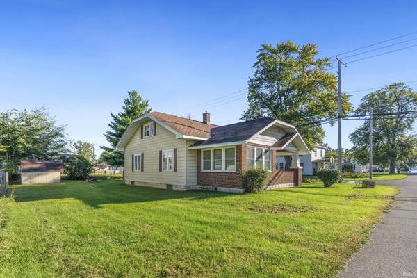 214 E Huntington ST, North Webster, IN 46555