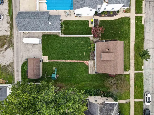 934 Cherry ST, Huntington, IN 46750-2039