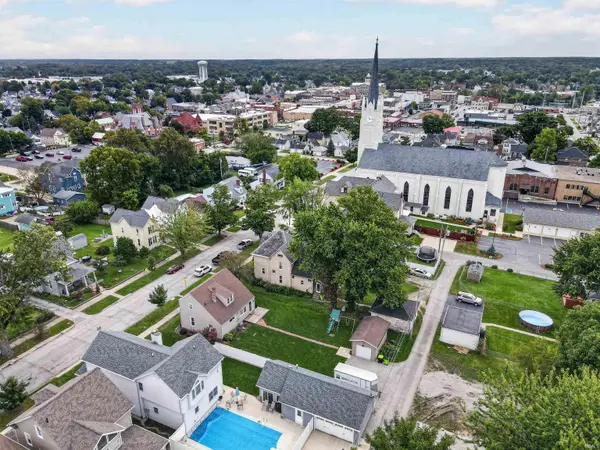 934 Cherry ST, Huntington, IN 46750-2039