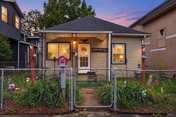 1607 G AVE, New Castle, IN 47362