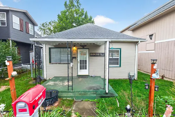 1607 G AVE, New Castle, IN 47362