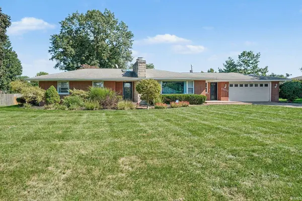 55912 Riverdale DR, Elkhart, IN 46514