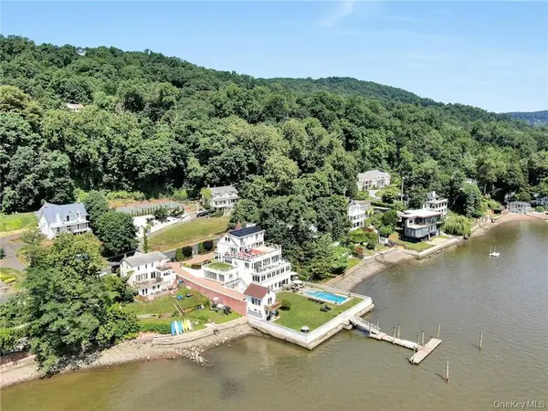 74 River RD, Nyack, NY 10960