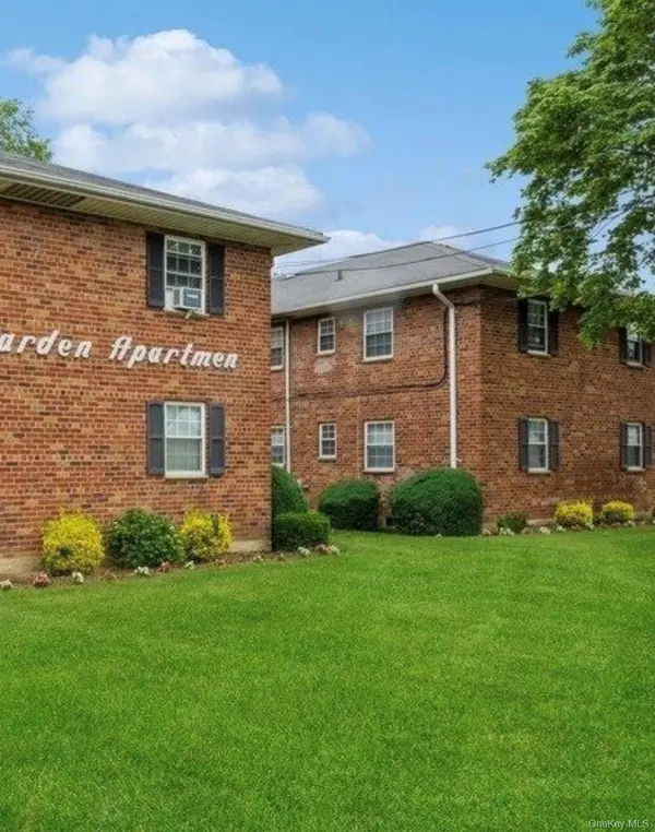 2549 JERUSALEM AVE #2R, North Bellmore, NY 11710