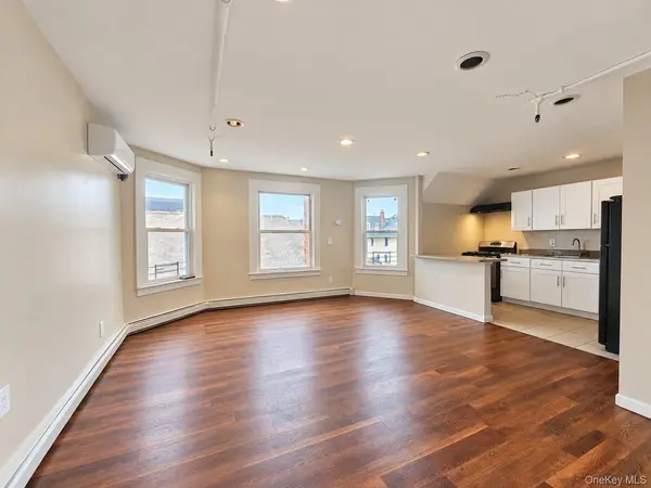241 Beach 118th ST, Belle Harbor, NY 11694