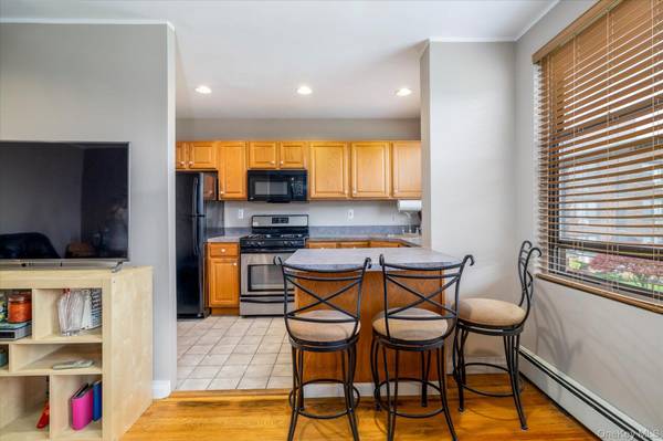 1 Jefferson AVE #H8, Rockville Centre, NY 11570