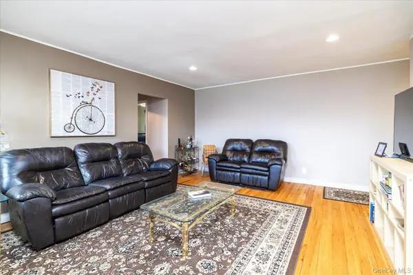 1 Jefferson AVE #H8, Rockville Centre, NY 11570