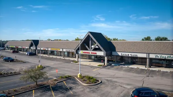 69 S Rand RD, Lake Zurich, IL 60047