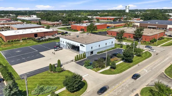 525 Executive DR, Willowbrook, IL 60527