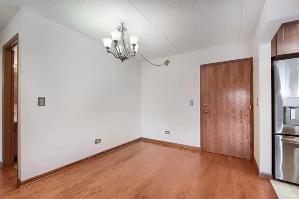 7707 W Irving Park RD #202, Chicago, IL 60634
