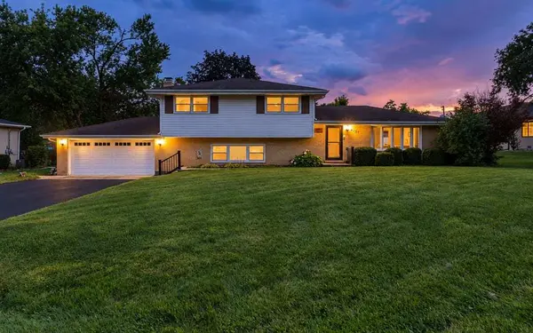 6121 James ST, Tinley Park, IL 60477