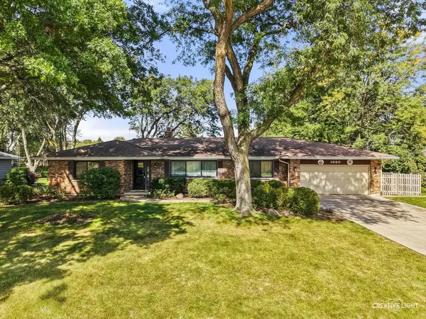 1930 Stephen ST, Aurora, IL 60502