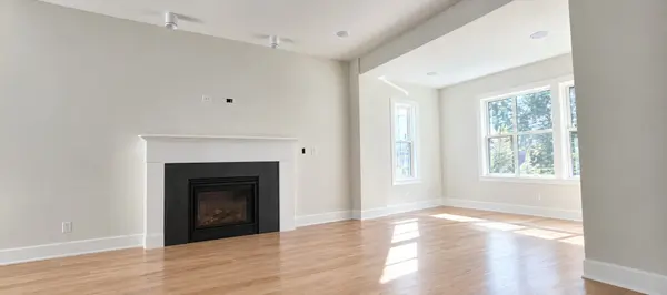 3809 N Kimball AVE, Chicago, IL 60618