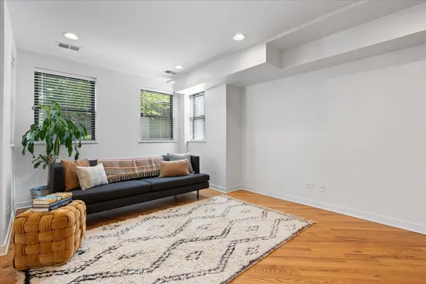 4830 N Hoyne AVE #1, Chicago, IL 60625