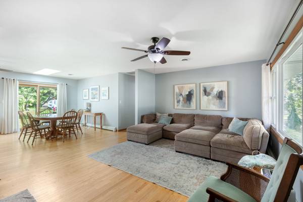 3720 Spring Grove RD, Johnsburg, IL 60051