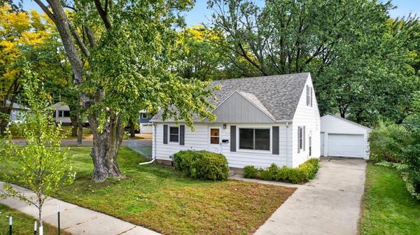 1438 15th AVE NW, Rochester, MN 55901