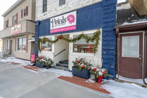 121 S Broadway, Pelican Rapids, MN 56572