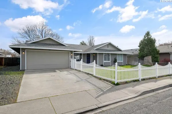 426 N Louisiana St, Kennewick, WA 99336