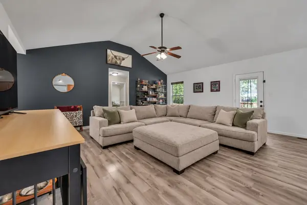 1395 Scrub Oak Dr, Clarksville, TN 37042