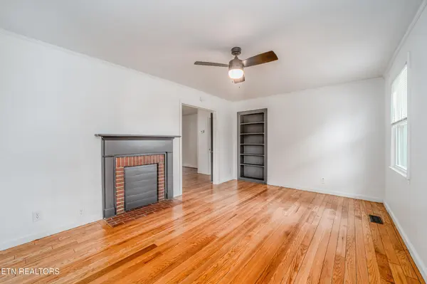 1751 N Wright Rd, Alcoa, TN 37701