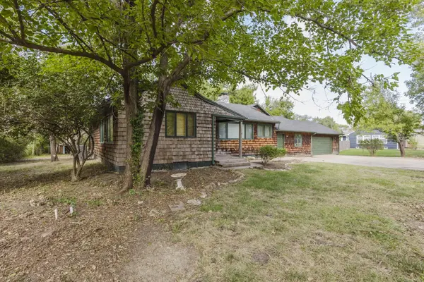 27 N Laurel, Wichita, KS 67206