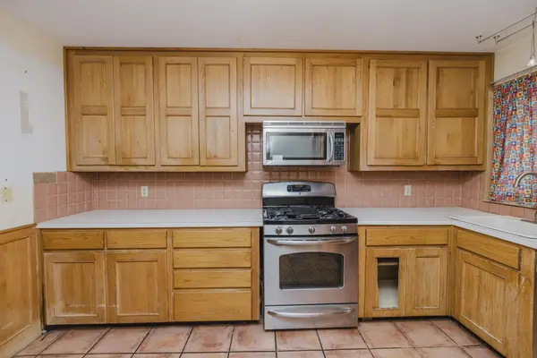 27 N Laurel, Wichita, KS 67206