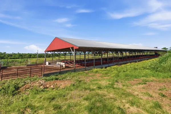 9290 Burton Branch RD, Bucyrus, MO 65444