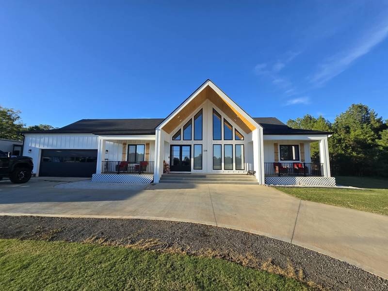 1338 Pleasant School RD, Gaffney, SC 29341