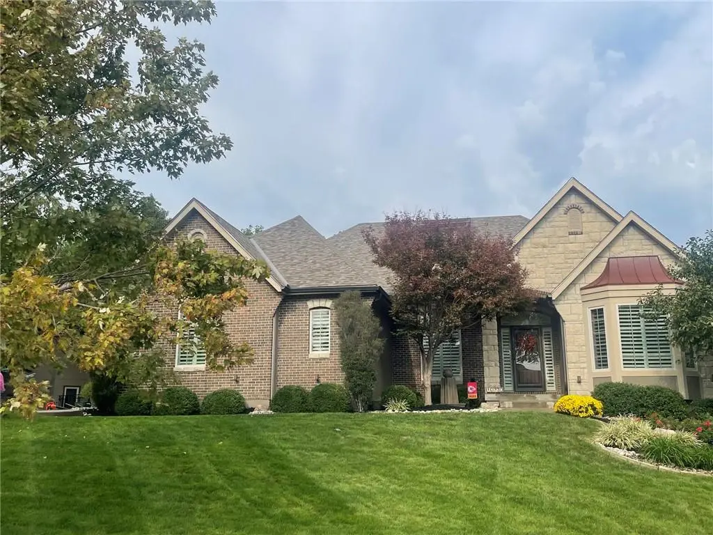 10230 N Prospect AVE, Kansas City, MO 64155