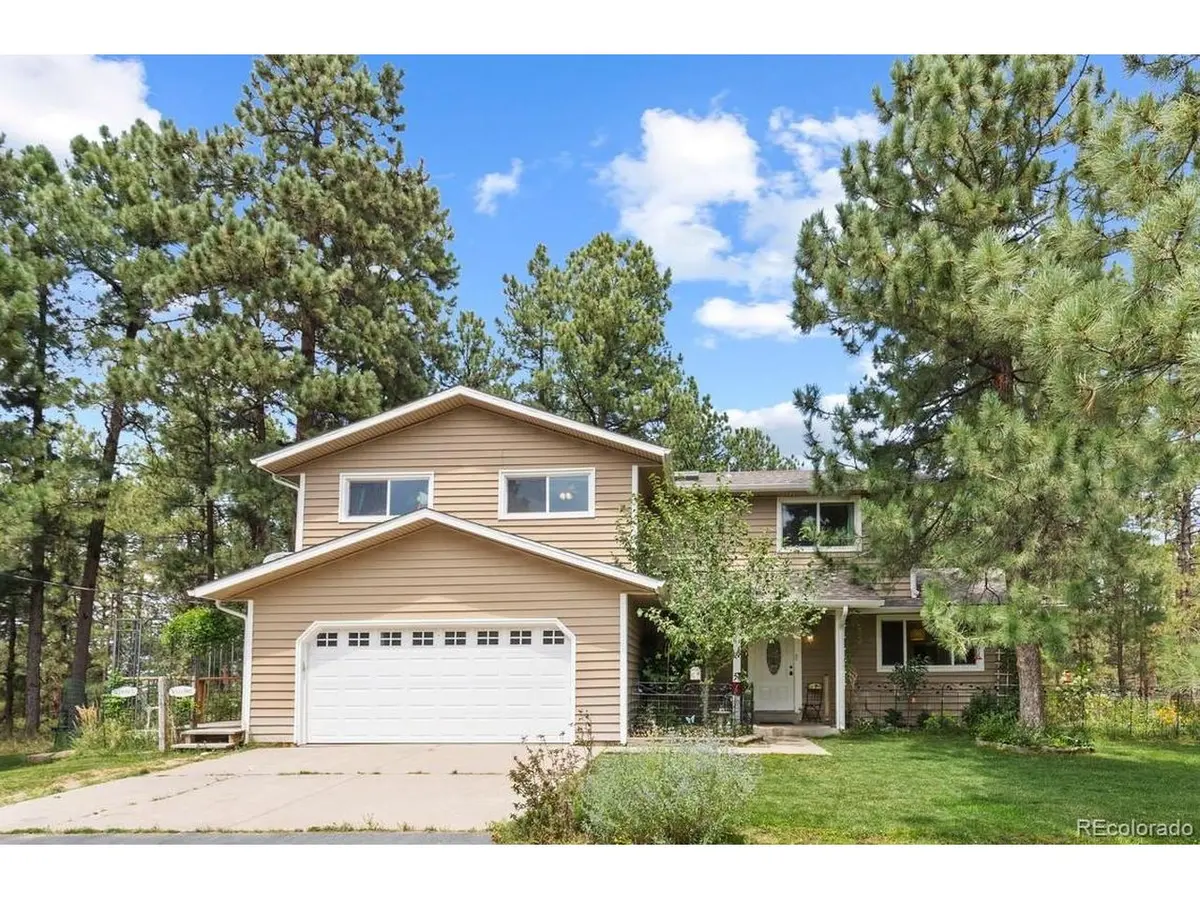 5025 Mahogany, Elizabeth, CO 80107