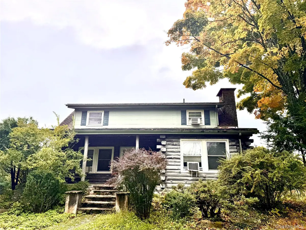 184 Tally Ho RD, Middletown, NY 10940