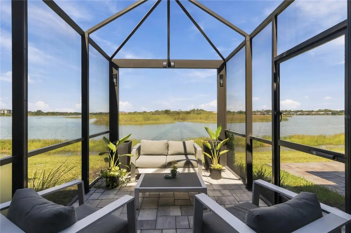 6404 SILVERSTAR DR, Sarasota, FL 34240