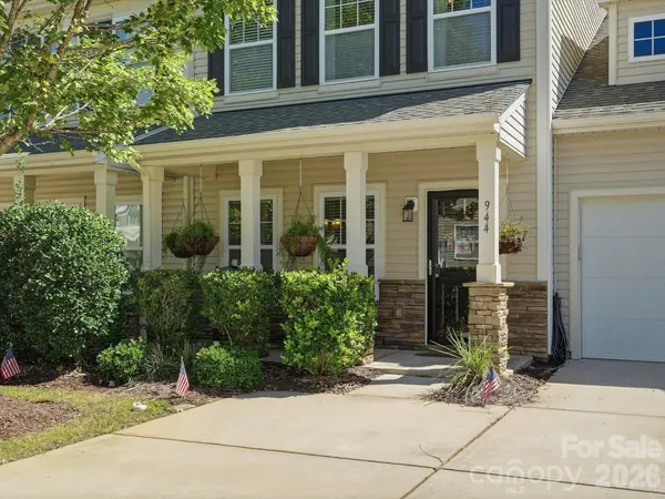 944 Summerlake DR, Fort Mill, SC 29715