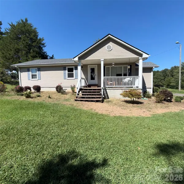 923 Green Creek DR, Columbus, NC 28722