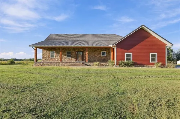 26639 SE 300th RD, Kincaid, KS 66039