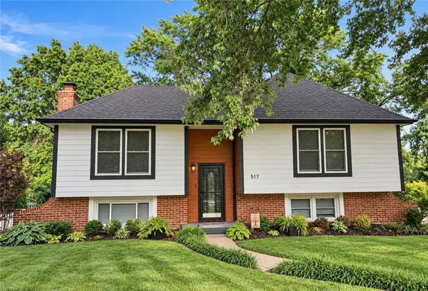 517 S Franklin ST, Raymore, MO 64083