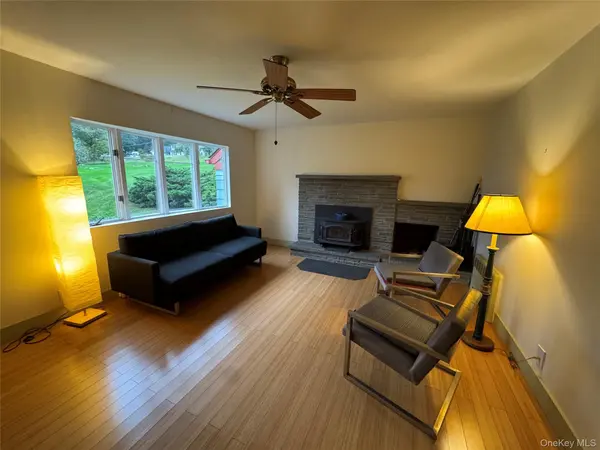 2 Hickory LN #RD19, Narrowsburg, NY 12764