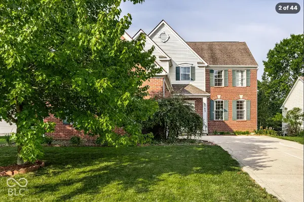 6765 Woodcliff CIR, Zionsville, IN 46077