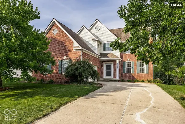 6765 Woodcliff CIR, Zionsville, IN 46077