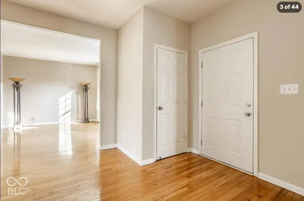 6765 Woodcliff CIR, Zionsville, IN 46077