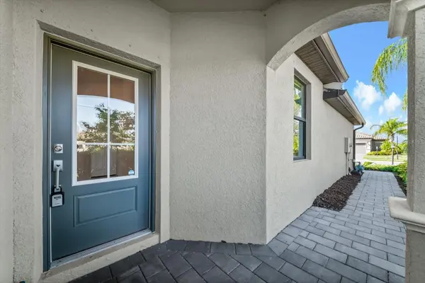15942 CLEAR SKIES PL, Bradenton, FL 34211