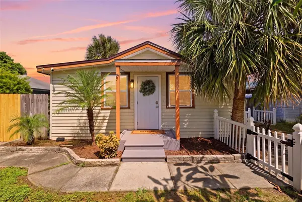 1751 29TH AVE N, St Petersburg, FL 33713