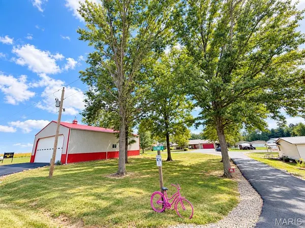 34 Getaway LN, Murphysboro, IL 62966
