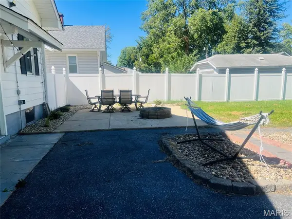711 W Church ST, Mascoutah, IL 62258