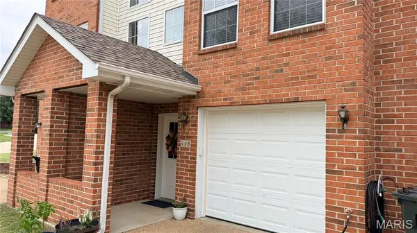 108 Empson DR, Valmeyer, IL 62295